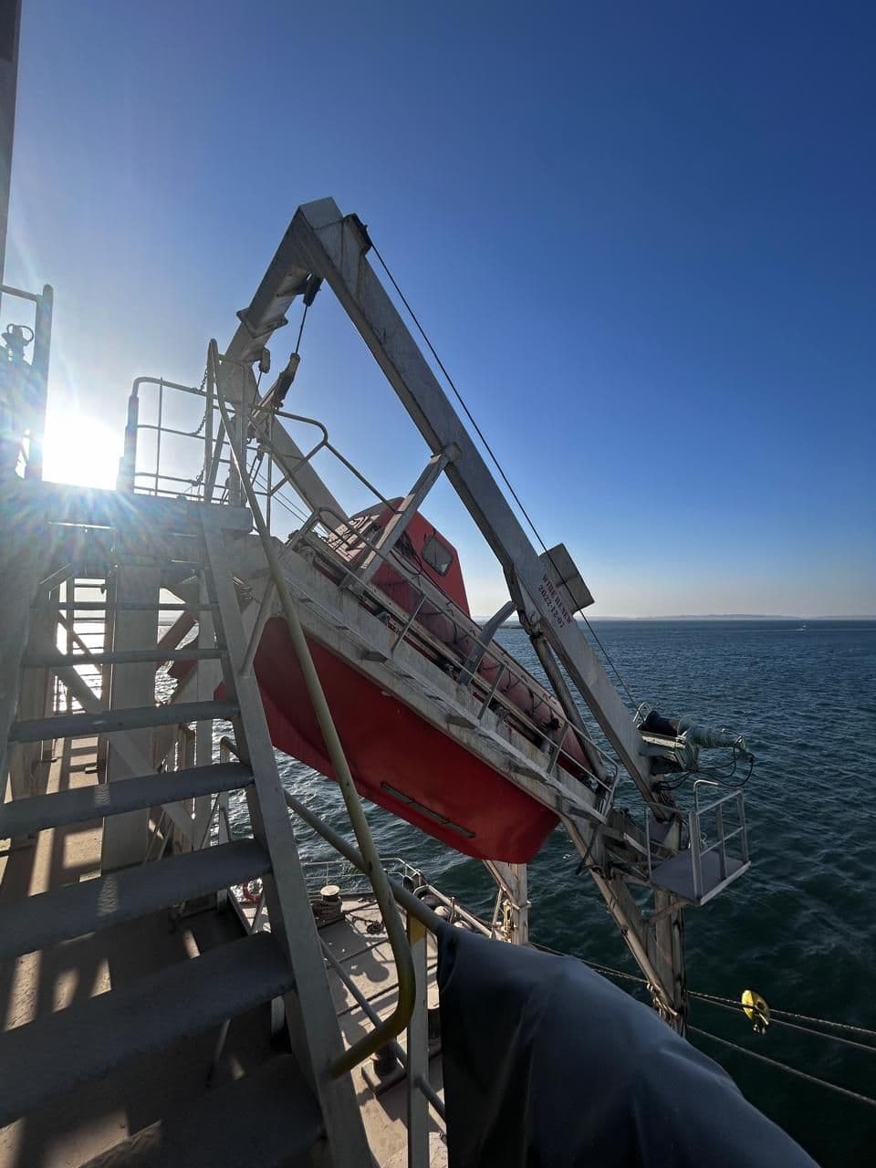 lifeboat inspection illustration dark